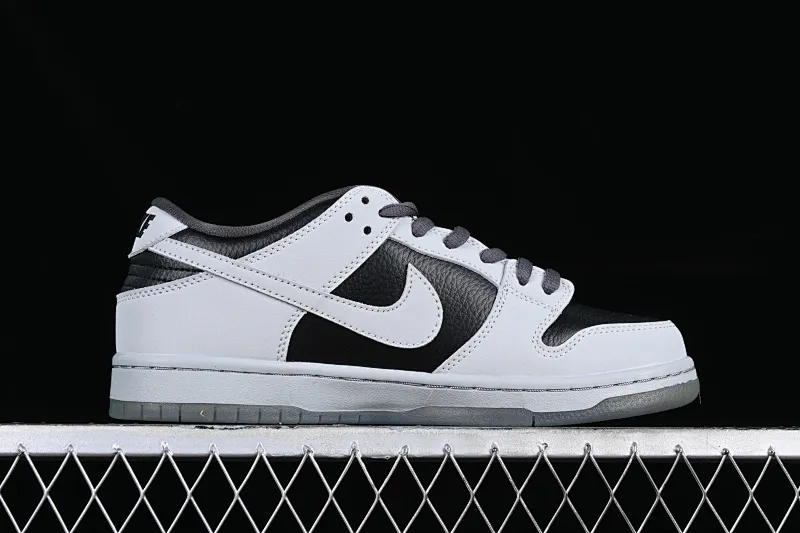 All categories Nk SB Dunk series Nk SB Dunk Low low-top skate shoes K version Atlas x Nk SB Dunk Low QS 35mm Lycra low-top skate shoes 504750-020